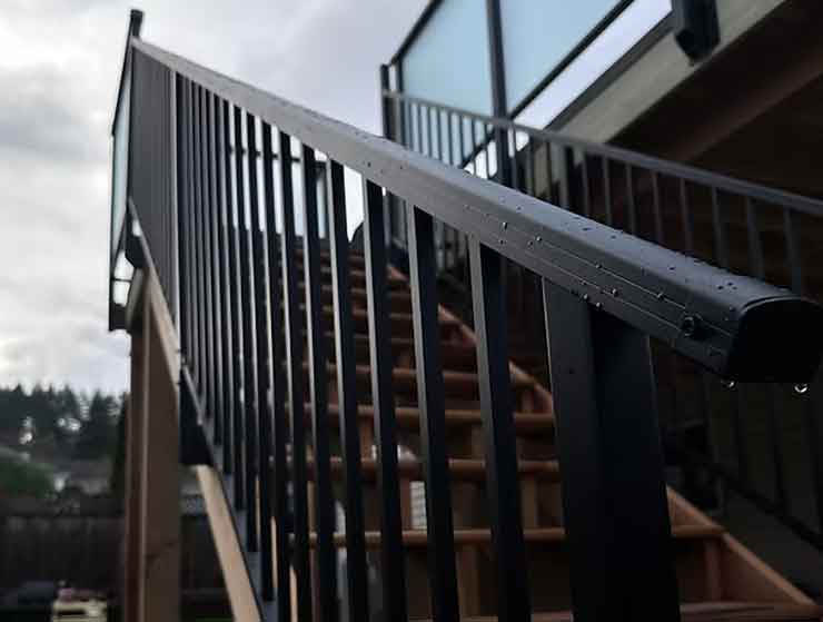 Staircase railings